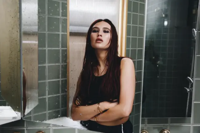 Mimi Webb